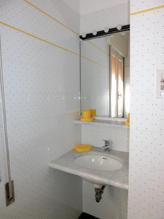 Nice Two-Bedroom Apartment 150M From The Beach Bibione Extérieur photo